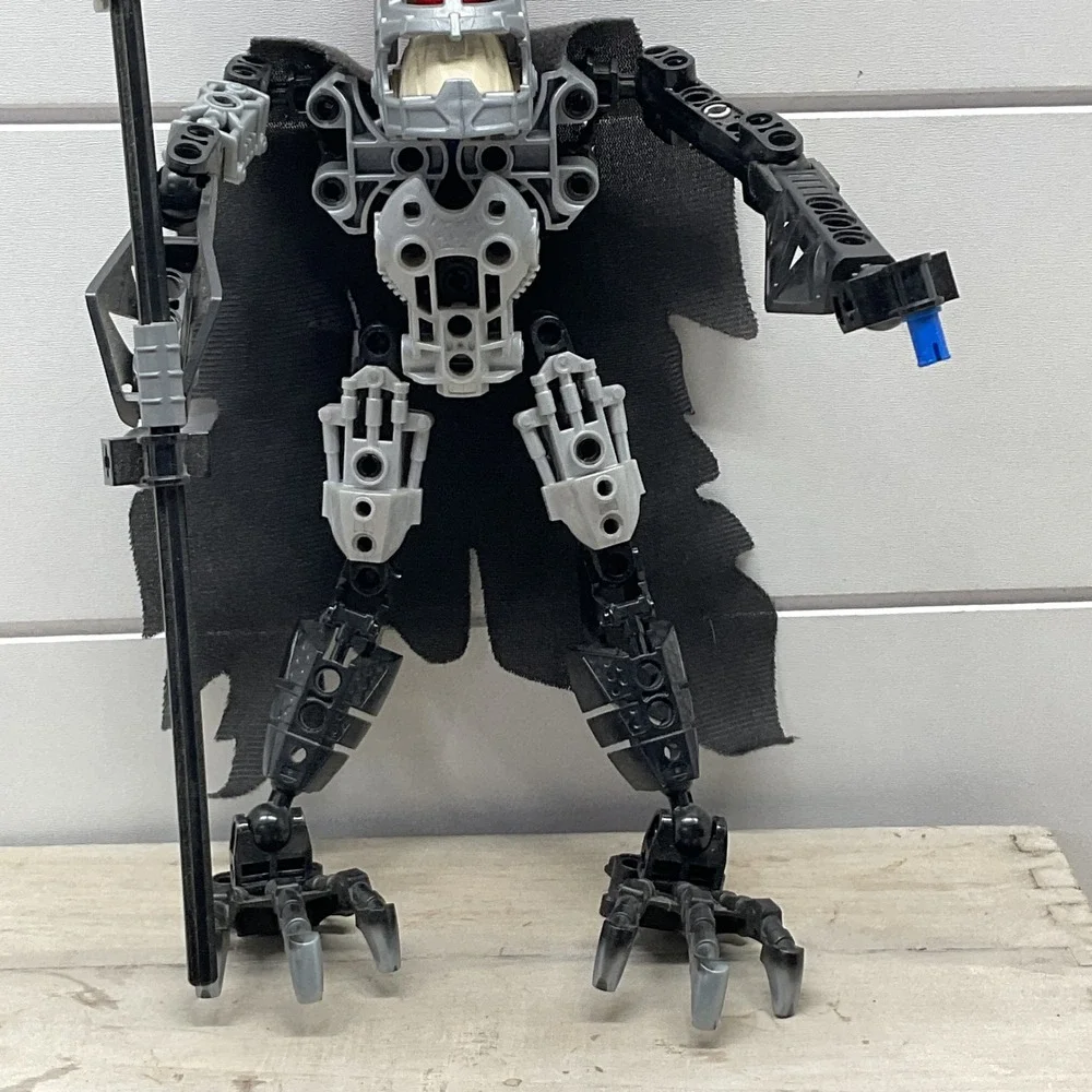 LEGO Bionicle Vezon Action Figure Silver Mask Black Cape Staff 2006
